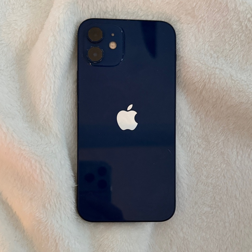 Apple iPhone - Midnight Blue
